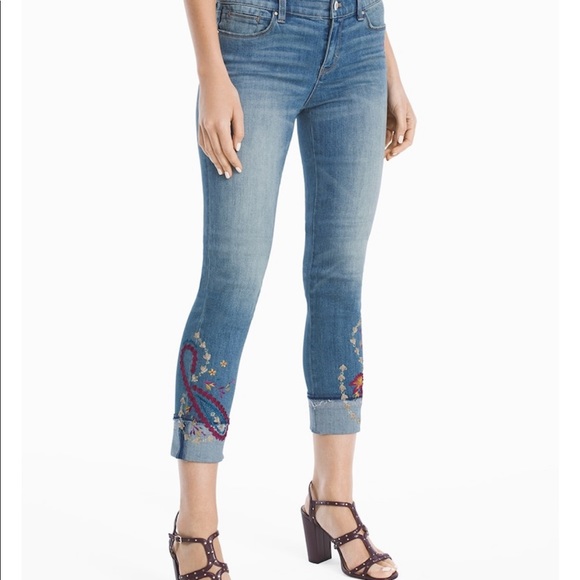 WHBM The Slim Crop Embroidered Jeans Sz 6 - Picture 2 of 8